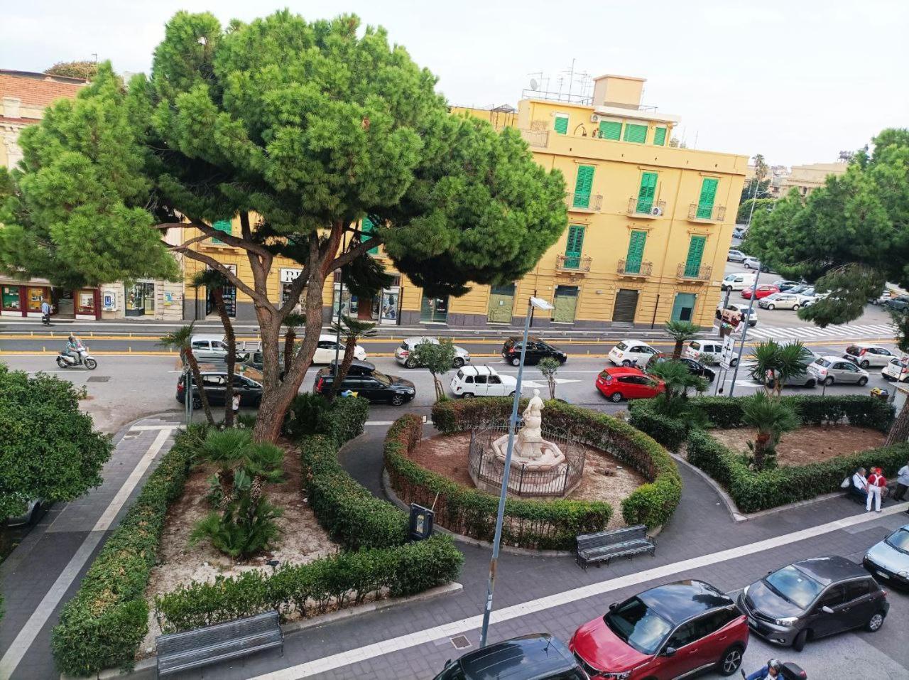 Conte Cavour Ξενοδοχείο Μεσίνα Εξωτερικό φωτογραφία